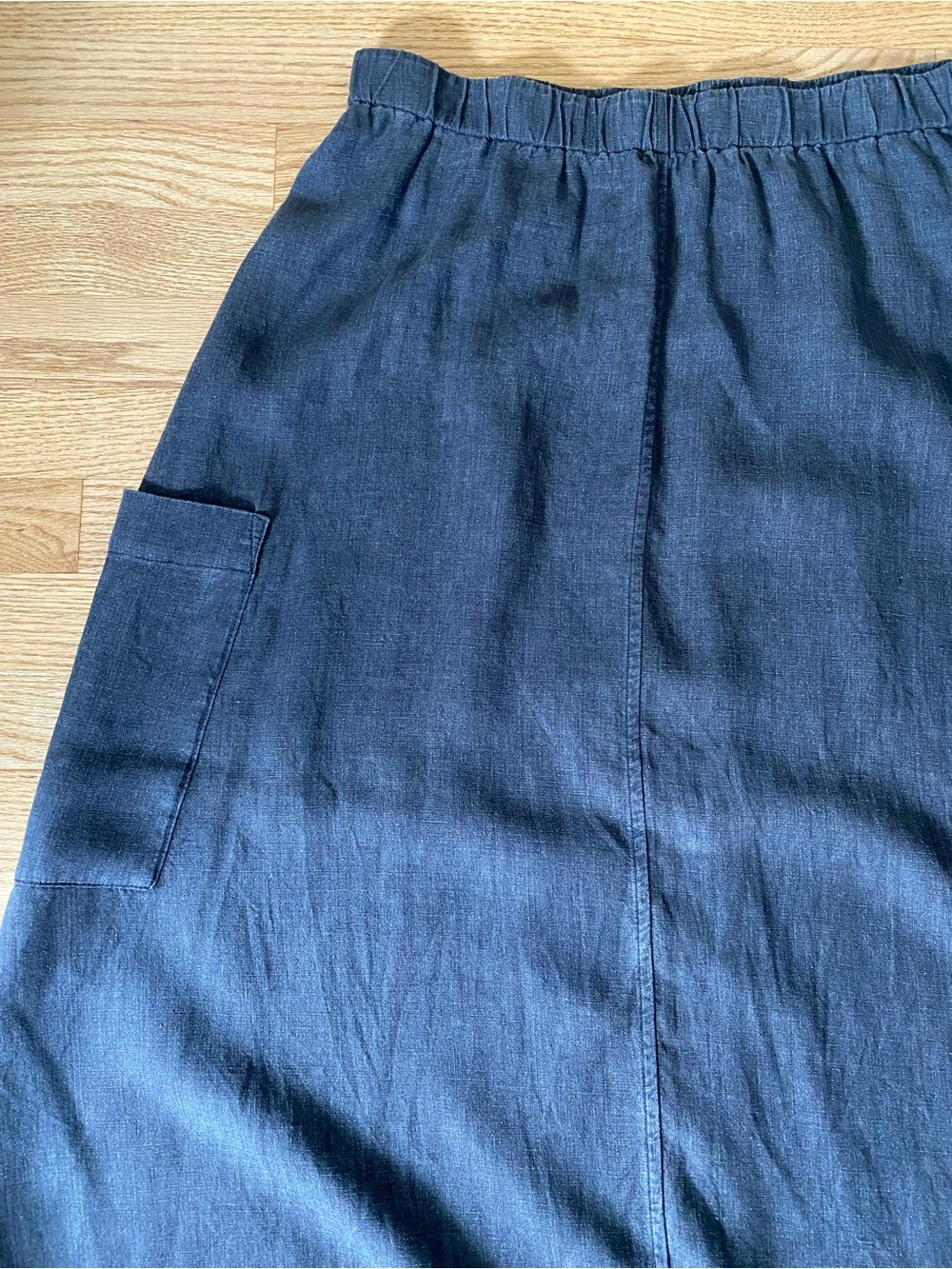 Eileen Fisher: Classic Charcoal Grey Women’s A-Line Skirt with Pockets - Picture 3 of 7